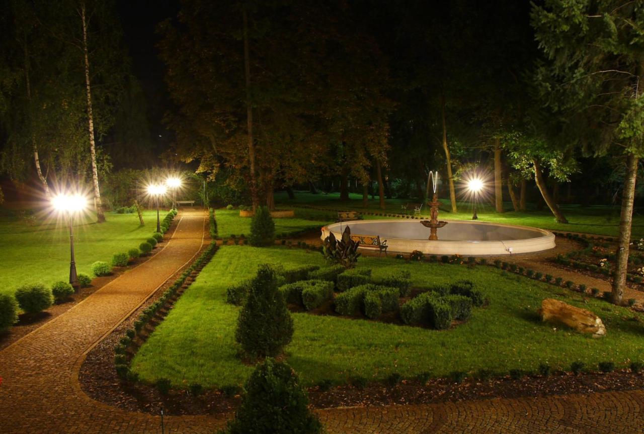 Villa Park Opole Exterior photo